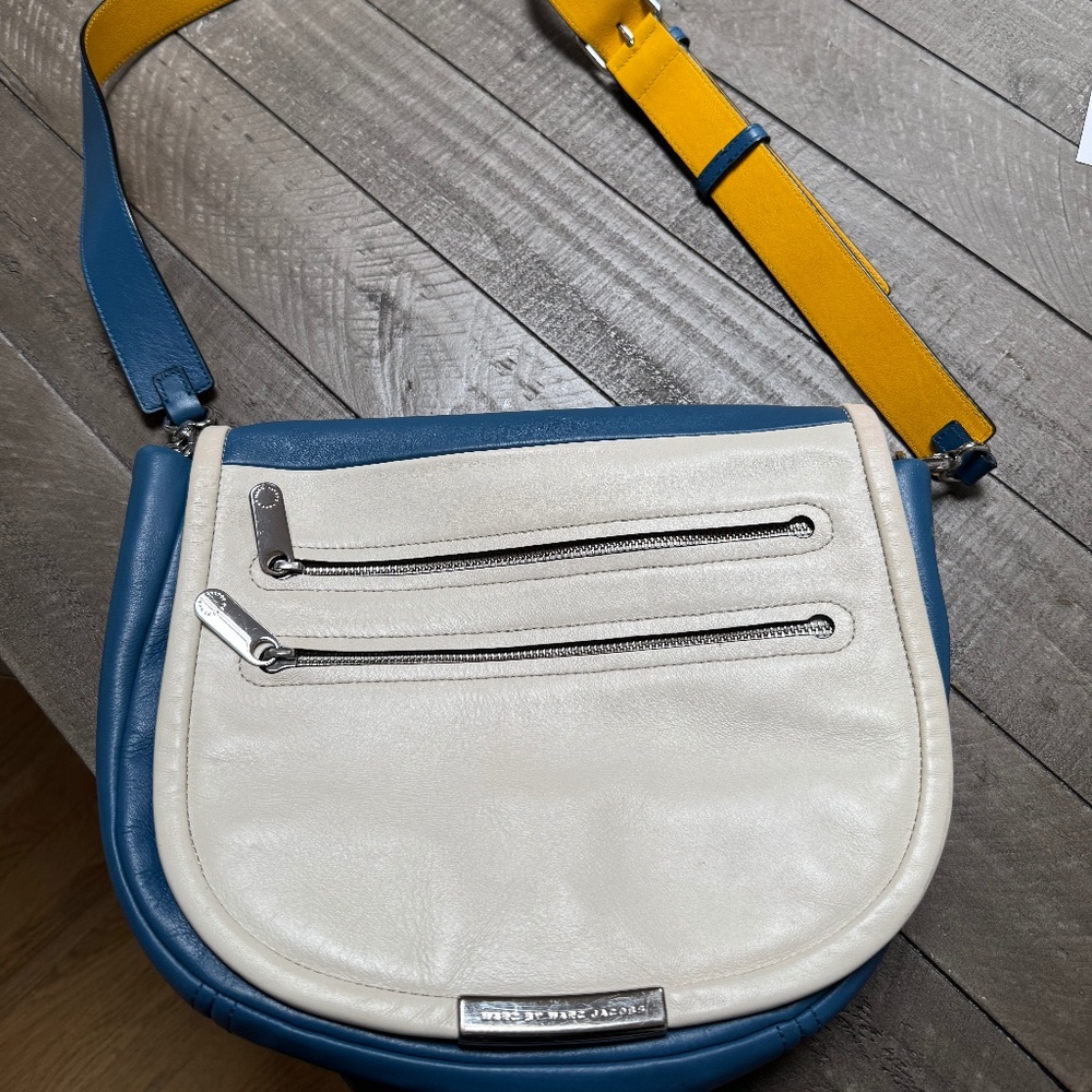 Marc Jacobs leather bag